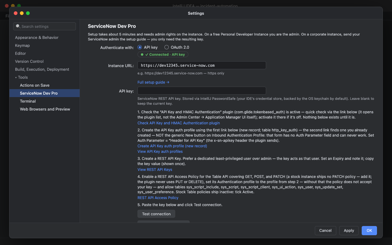 ServiceNow Dev Pro settings with instance URL and a successful connection